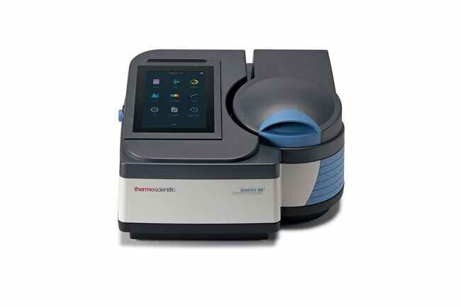 Espectrofotómetro Genesys UV-Vis 150 Thermo Scientific con accesorios