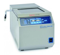 Sistema de concentración de vacío integrado marca Thermo Scientific ™ Savant ™ SpeedVac ™ DNA 130