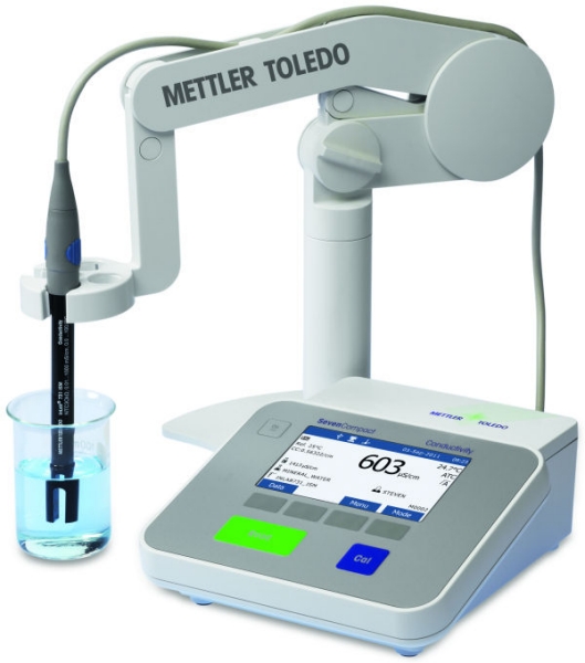 Medidor de conductividad SevenCompact marca Mettler Toledo modelo S230 (solo medidor)