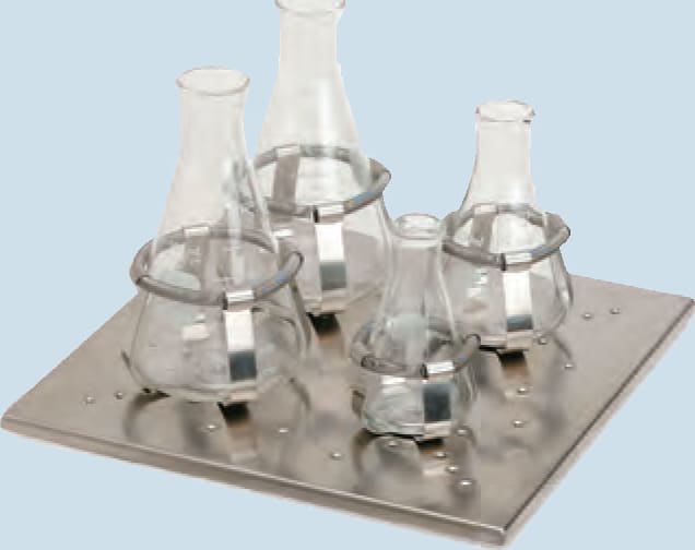 Plataforma de abrazadera para matraz sin abrazaderas, preperforada Labnet International S2031-18